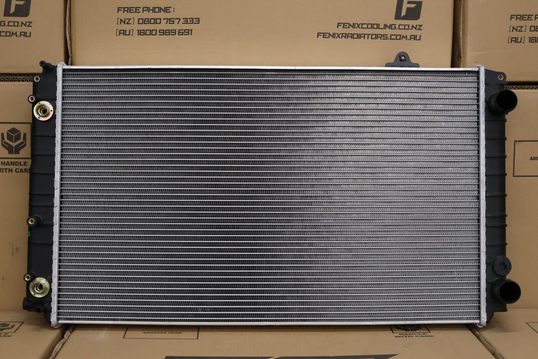 Audi A8 3.7L V8 Radiator (JAN/1997 - JUN/2000).