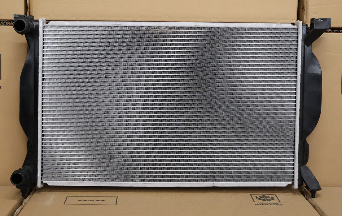 AUDI RS4 4.2 Litre V8 Petrol Radiator (MAY/2006 - SEP/2008).