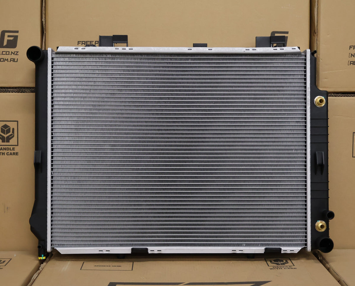 Mercedes Radiator Mercedes Benz E Class W210 Petrol Radiator. (JUN/1995 - AUG/2002 ...