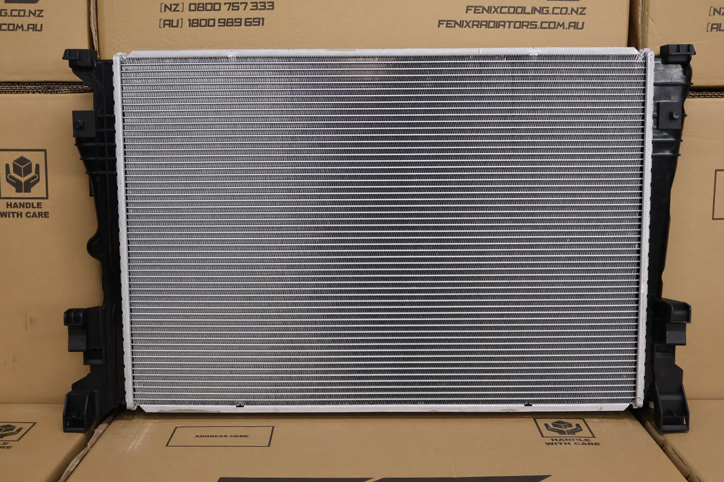 Mercedes Benz AMG SLS Radiator (AUG/2010 - MAR/2014).