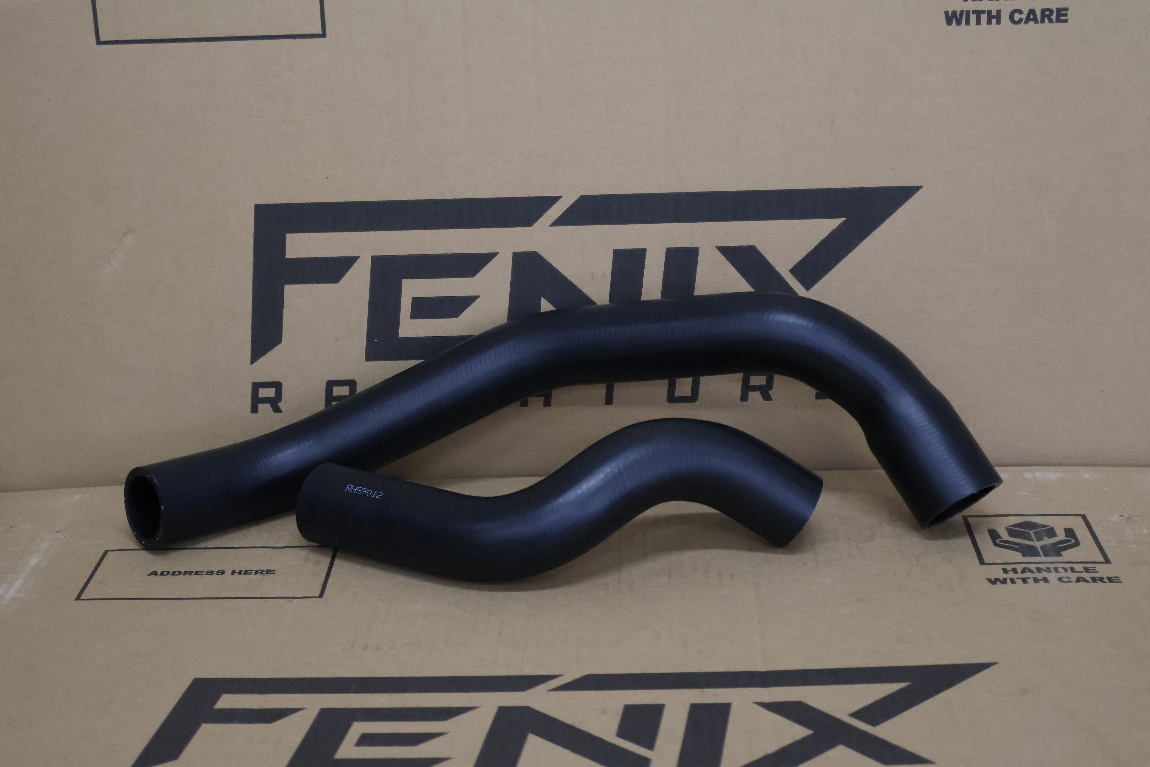 Nissan Skyline R32 GT-R Upper & Lower Radiator Hoses. — Fenix Radiators