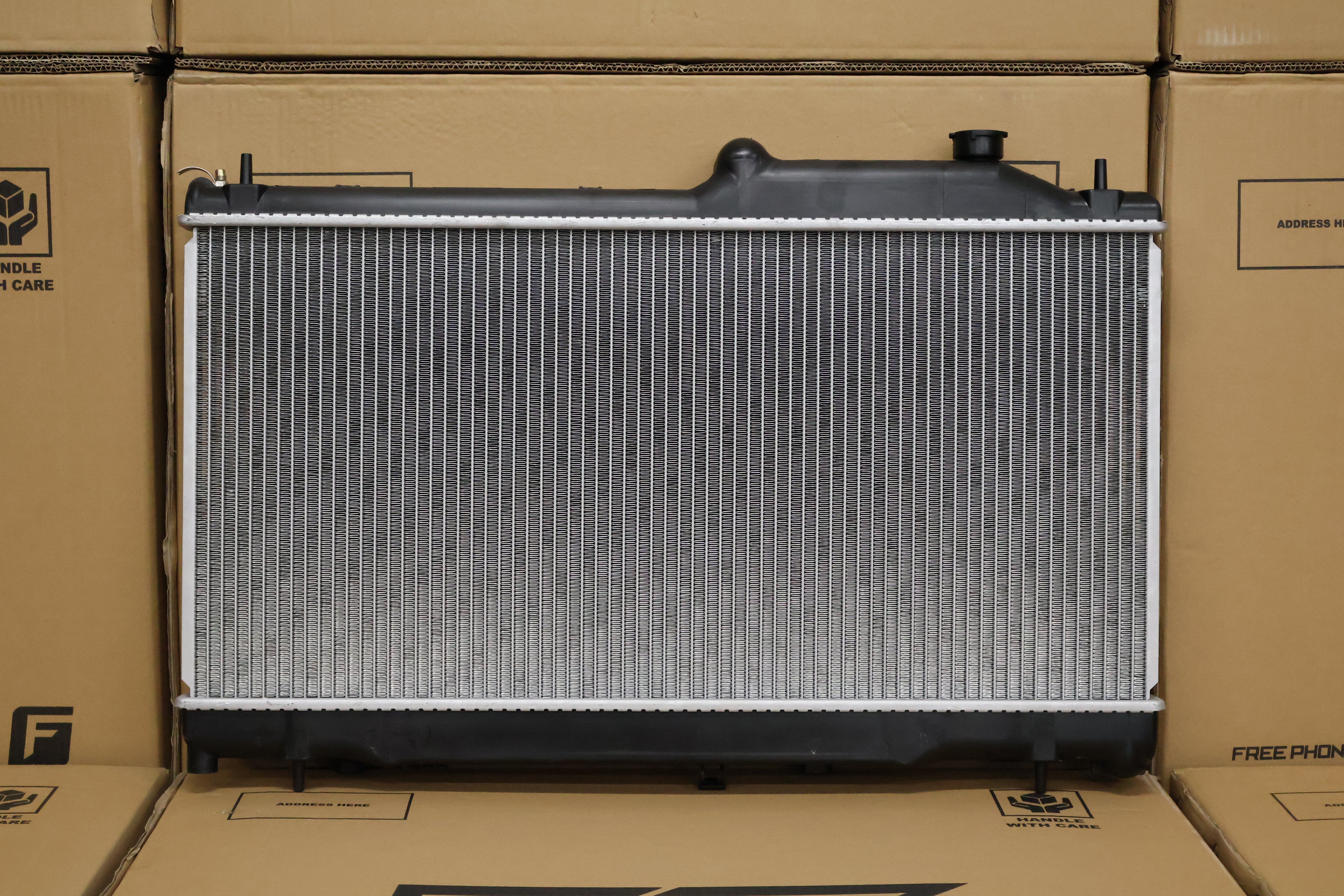 Subaru WRX STI Radiator (AUG/2014 - APR/2020). — fenixautoparts