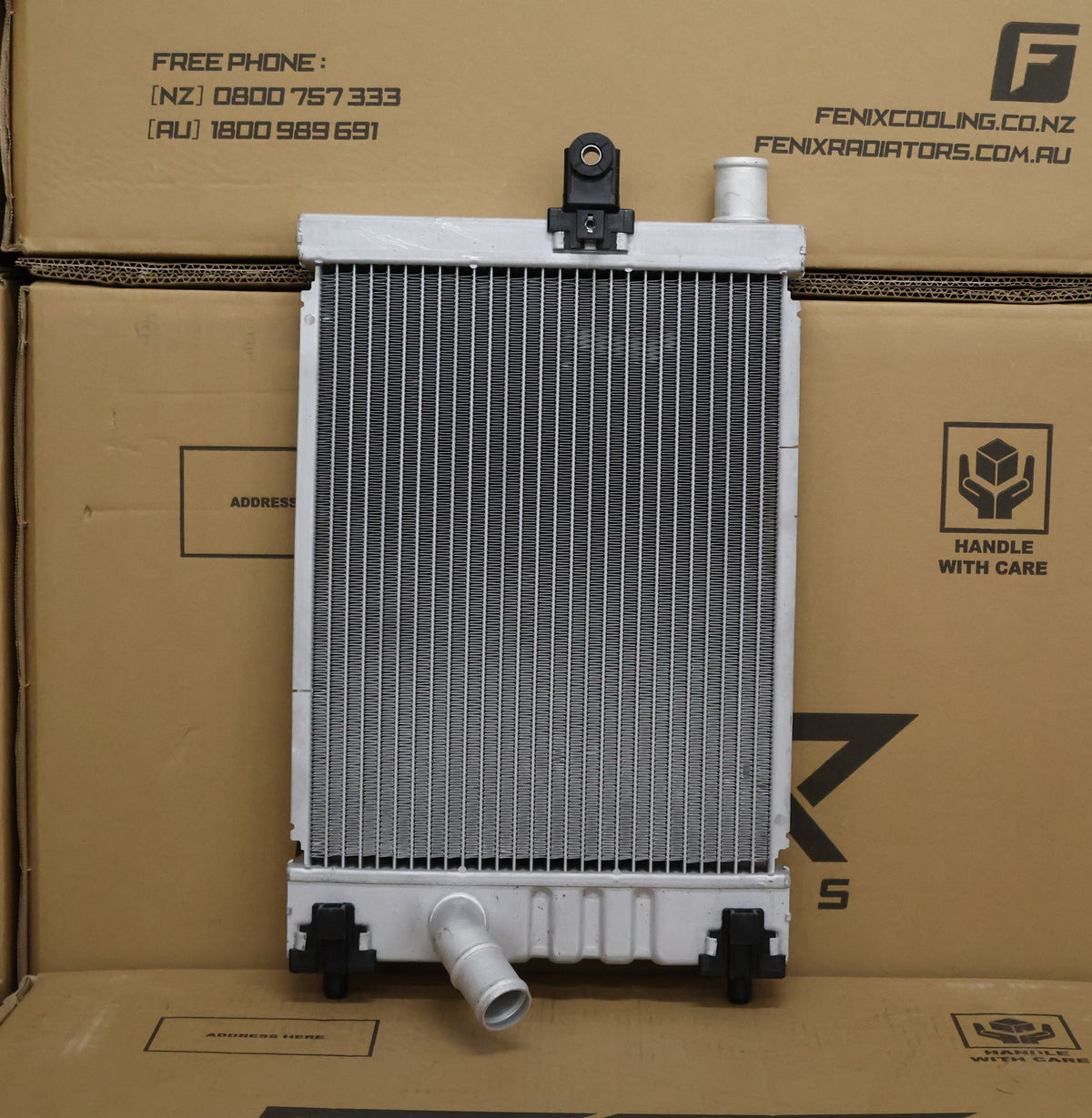 Toyota TRH Hiace Auxilary Radiator (JAN/2005 - FEB/2015). — Fenix Radiators