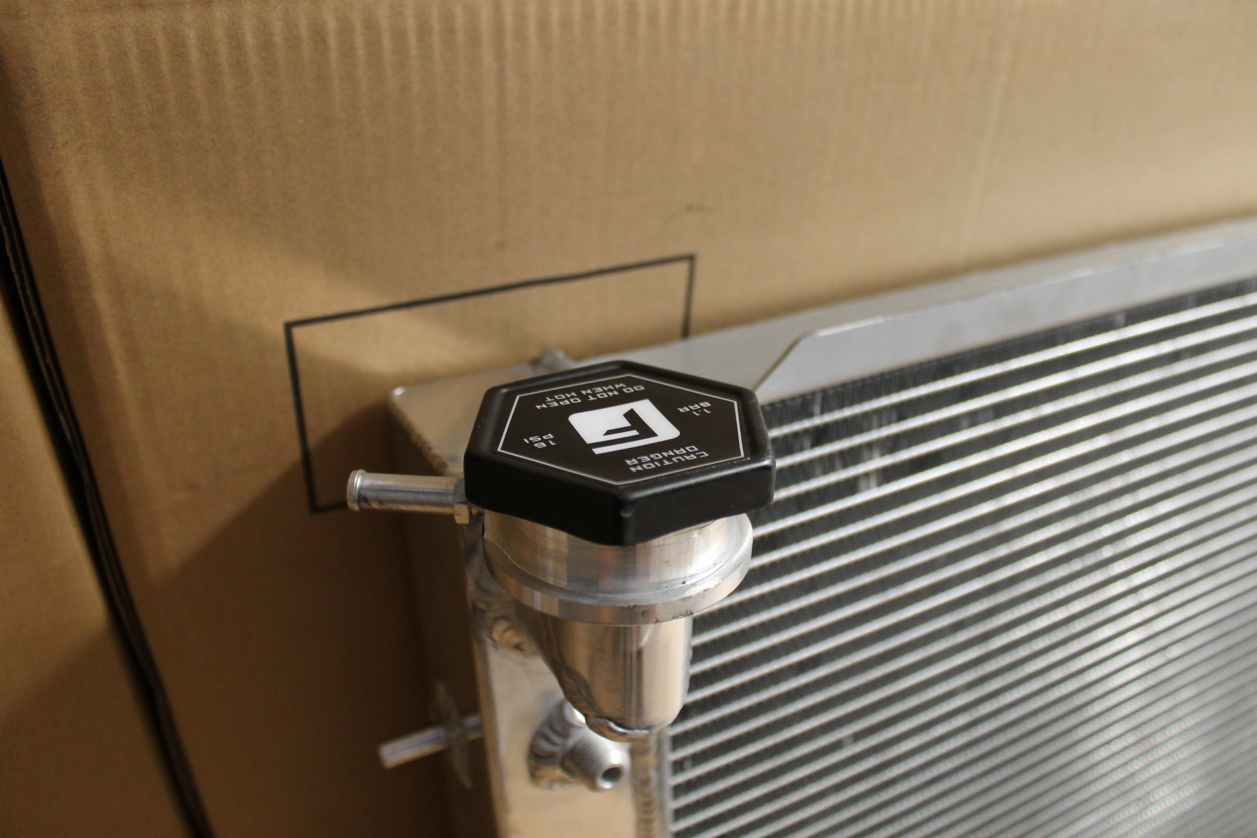 V8 Radiator Holden VB-VC-VH-VK V8 Full Alloy Performance Radiator. — Fenix Radiators