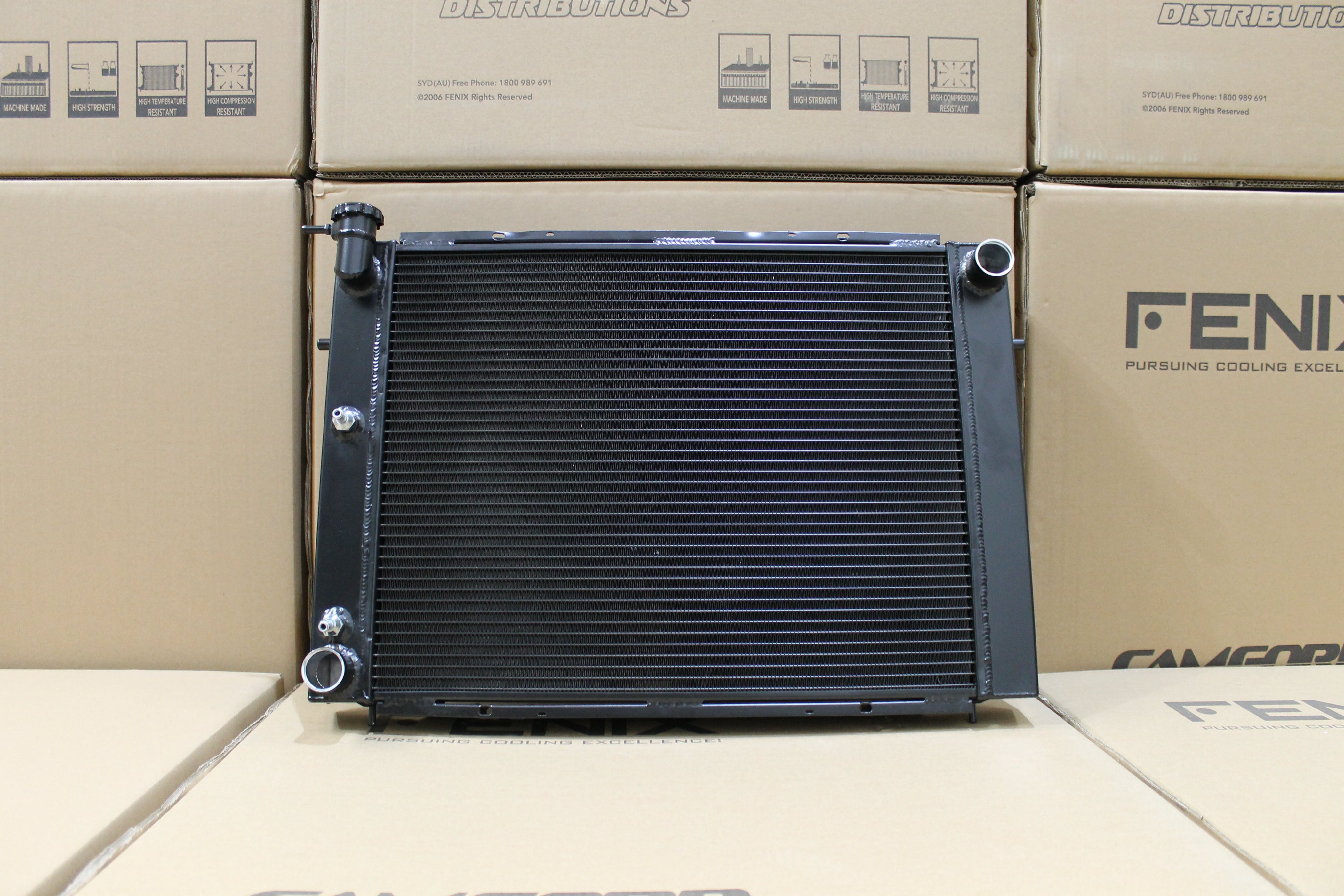 Holden VL Calais V8 Full Alloy Performance Radiator. — fenixautoparts