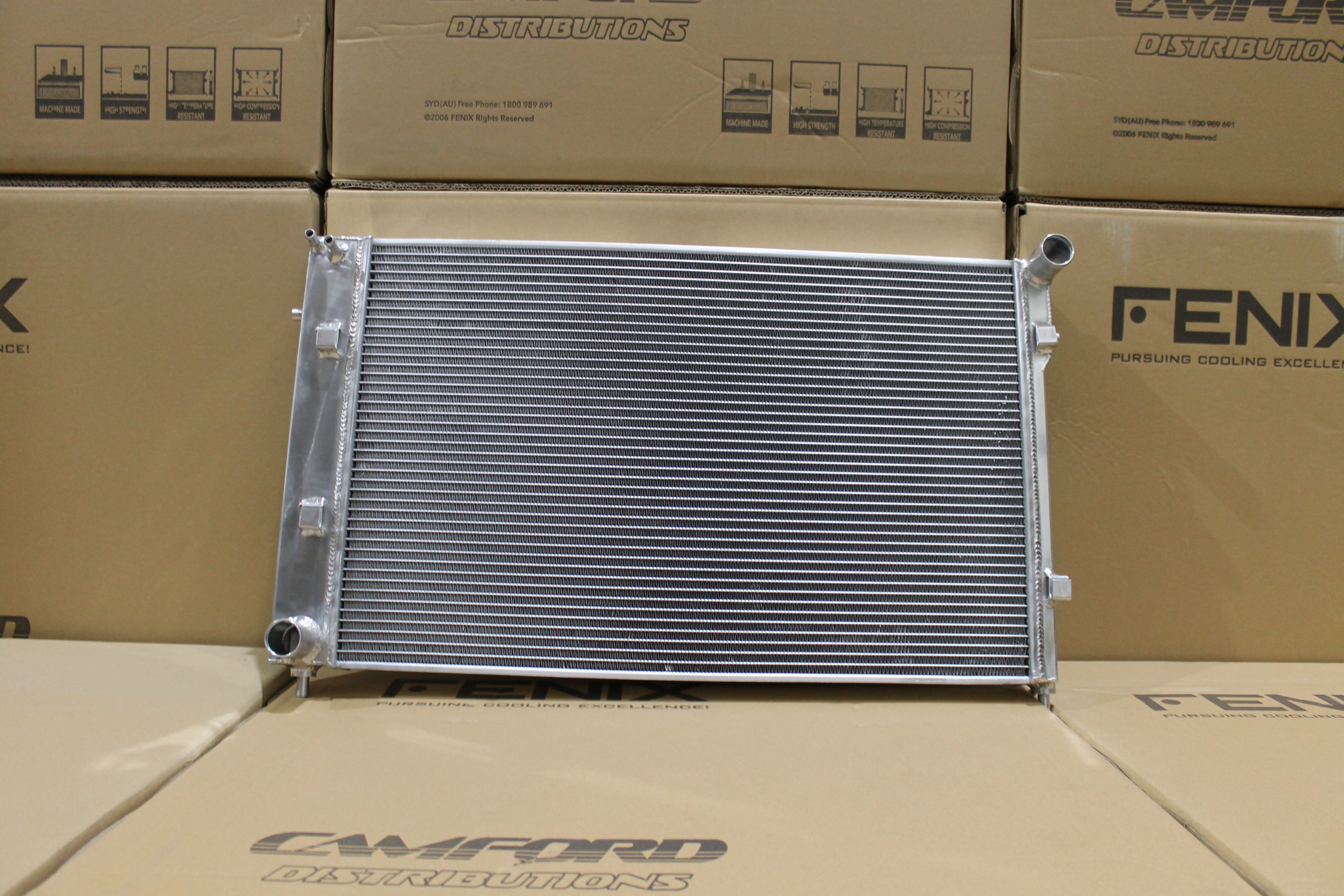 V8 Radiator Holden VY Commodore V8 LS1 Full Alloy Performance Radiator. — Fenix ...